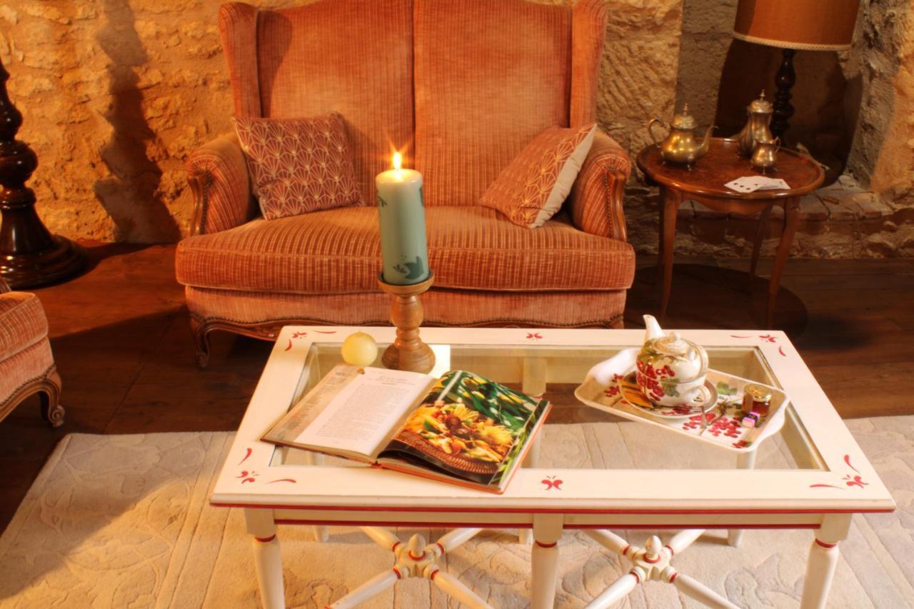 מונטיניאק La Roseraie Hotel Restaurant מראה חיצוני תמונה