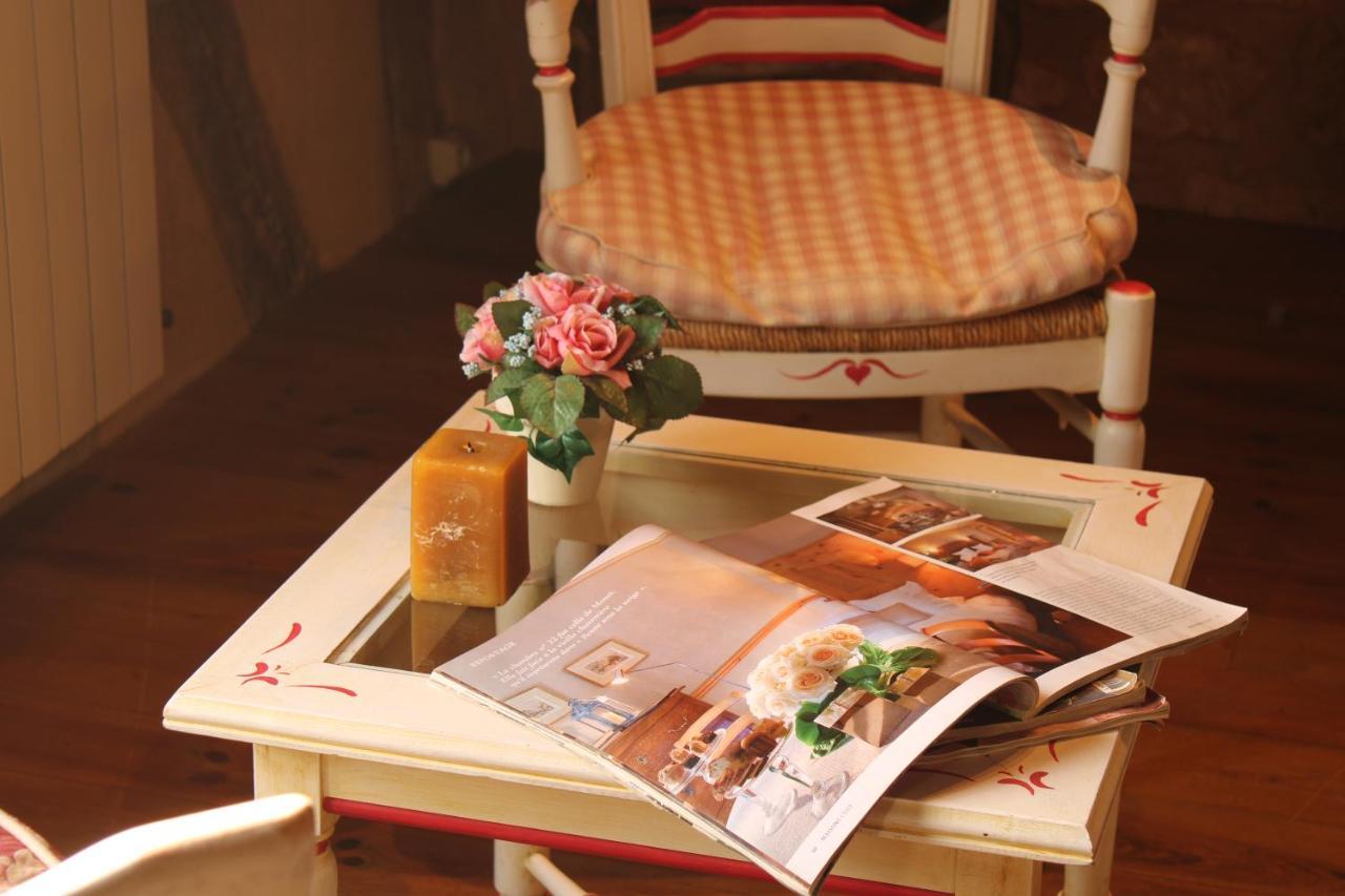 מונטיניאק La Roseraie Hotel Restaurant מראה חיצוני תמונה