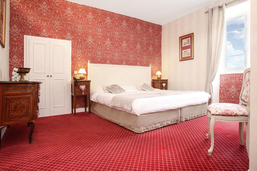 מונטיניאק La Roseraie Hotel Restaurant מראה חיצוני תמונה
