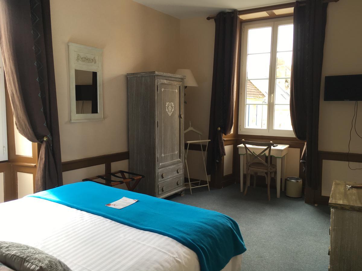 מונטיניאק La Roseraie Hotel Restaurant מראה חיצוני תמונה